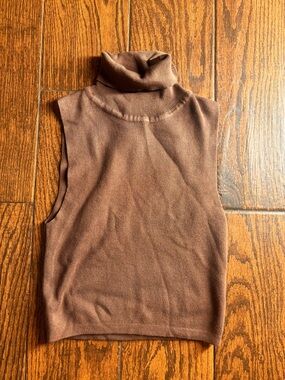 Haute Monde Brown Sleeveless Turtleneck Tank